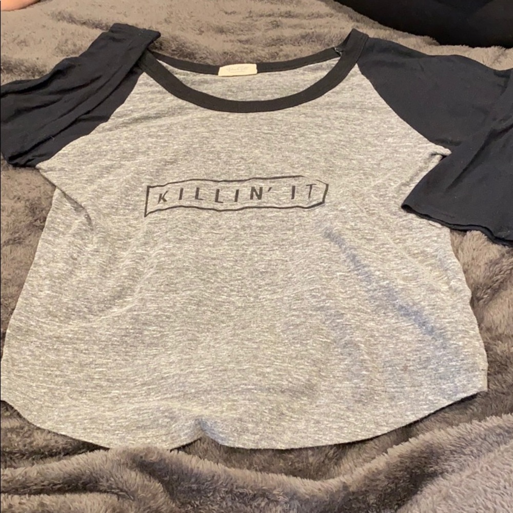 Brandy Melville Killin’ It 3/4 Sleeve Top